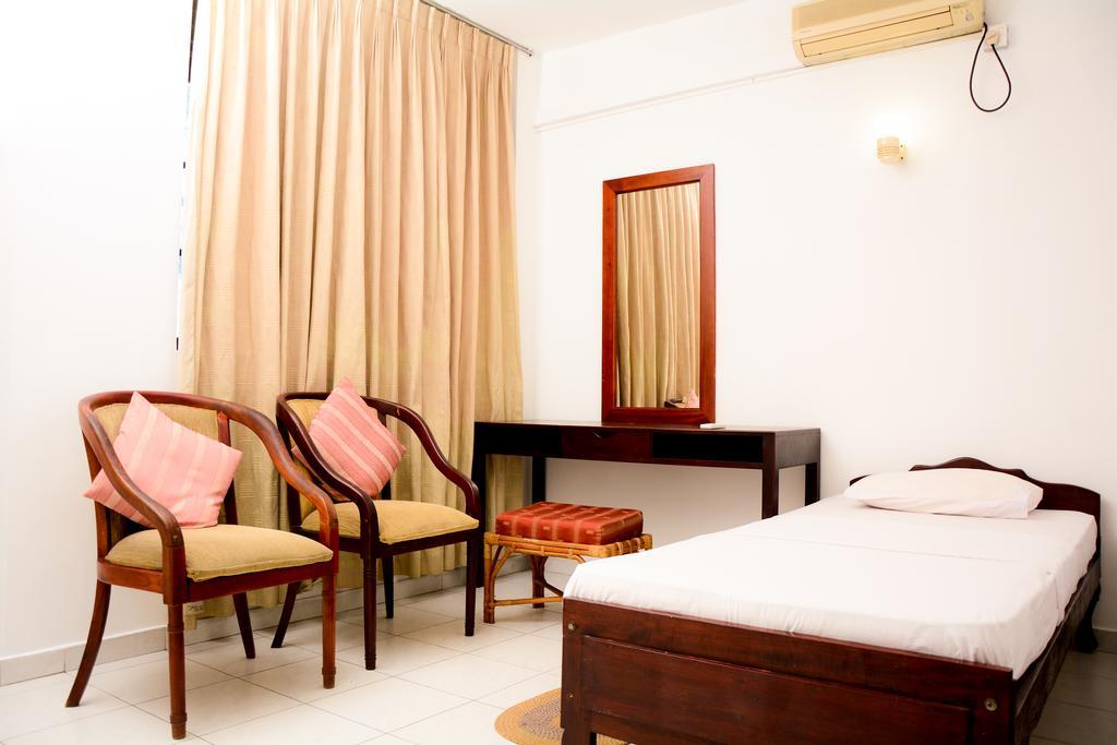 Hotel Ykd Tourist Rest Hikkaduwa Chambre photo